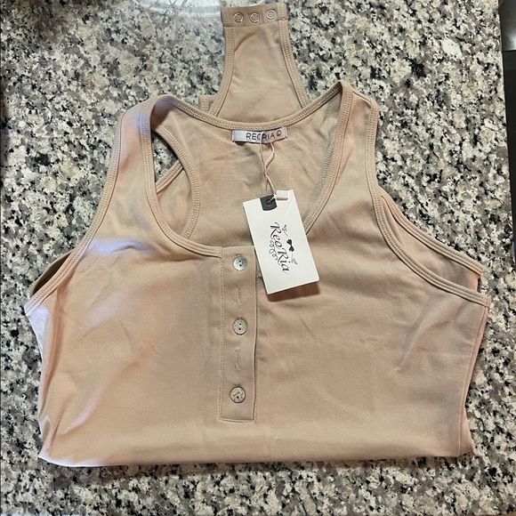 Scoop neck racerback tank button down bodysuit tan - Picture 6 of 6